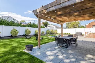 7 Driftwood Dr, Glen Cove, NY 11542 - Photo 43
