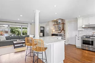 7 Driftwood Dr, Glen Cove, NY 11542 - Photo 19