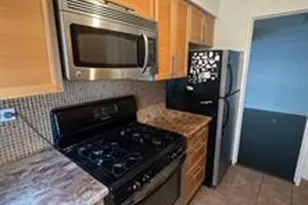 100 W 57th St, New York, NY 10019 - Photo 3