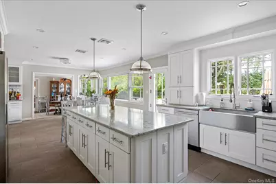 1361 E Boxwood Drive E, Hewlett, NY 11557 - Photo 13