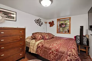 1361 Boxwood Dr E, Hewlett, NY 11557 - Photo 25