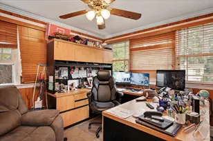 1361 Boxwood Dr E, Hewlett, NY 11557 - Photo 27