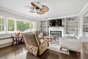 1361 Boxwood Dr E, Hewlett, NY 11557 - Photo 7