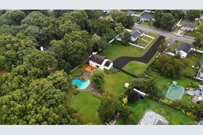 6 13th Street, Selden, NY 11784 - Photo 3