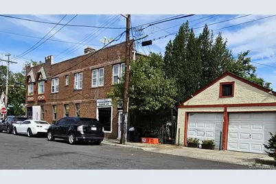 352 Hempstead Avenue, West Hempstead, NY 11552 - Photo 5