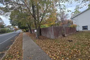 154 Rockland Ln, Spring Valley, NY 10977 - Photo 3