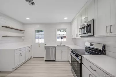 269 Berwick Court #B, Ridge, NY 11961 - Photo 13