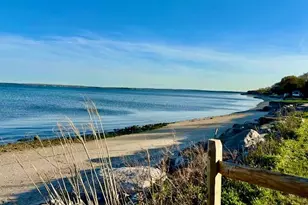 1425 Laurelwood Dr, Laurel, NY 11948 - Photo 39