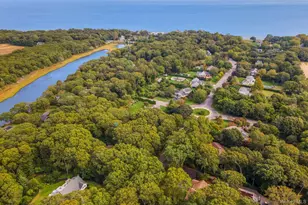 1425 Laurelwood Dr, Laurel, NY 11948 - Photo 9