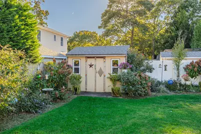 10 S Old Neck Road, Center Moriches, NY 11934 - Photo 33