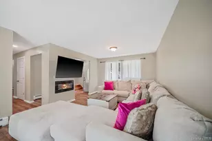 35 Maple Ave, Bellport, NY 11713 - Photo 7