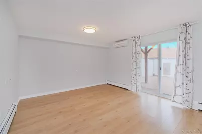 14 Ragazzi Ln, New York, NY 10305 - Photo 3