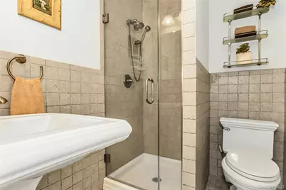 12 Roosevelt Avenue, Malverne, NY 11565 - Photo 9