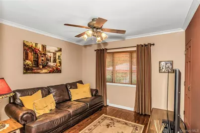 12 Roosevelt Avenue, Malverne, NY 11565 - Photo 7