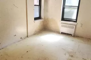 90-08 32nd Ave, East Elmhurst, NY 11369 - Photo 7