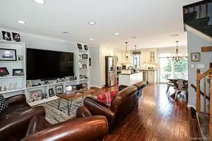 15 Hedgerow Ln, Commack, NY 11725 - Photo 3