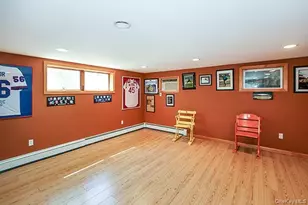 15 Hedgerow Ln, Commack, NY 11725 - Photo 19