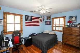 15 Hedgerow Ln, Commack, NY 11725 - Photo 15