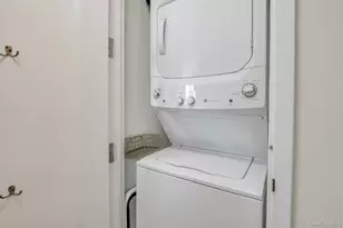 10 City Pl, White Plains, NY 10601 - Photo 27