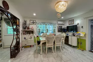 16 Ascot Ridge Rd, Great Neck, NY 11021 - Photo 13