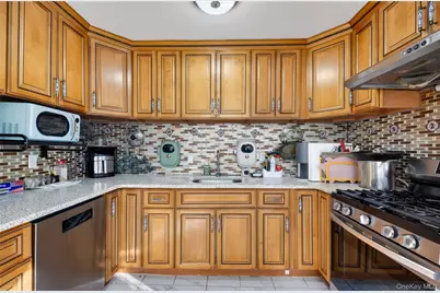 16 Ascot Ridge Road, Great Neck, NY 11021 - Photo 13