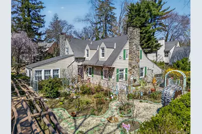 16 Ascot Ridge Road, Great Neck, NY 11021 - Photo 3