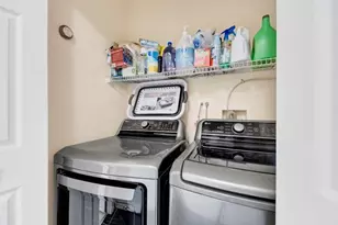 114 Beacon Ln, Bronx, NY 10473 - Photo 13