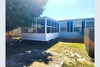 38B Village Circle S, Manorville, NY 11949 - Photo 17