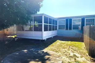 38 B Village Cir S, Manorville, NY 11949 - Photo 17