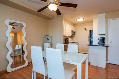 185 W Park Avenue #209, Long Beach, NY 11561 - Photo 9