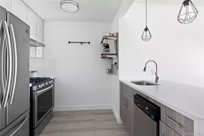 6298 Woodhaven Boulevard #4I, Rego Park, NY 11374 - Photo 5