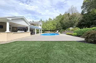 21 Durham Pl, Lake Grove, NY 11755 - Photo 7