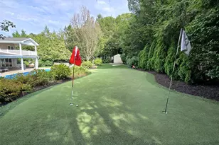 21 Durham Pl, Lake Grove, NY 11755 - Photo 13