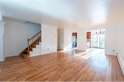 1027 Throggmorton Avenue, Bronx, NY 10465 - Photo 7