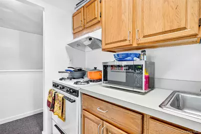 142 W 175th Street, Bronx, NY 10453 - Photo 33