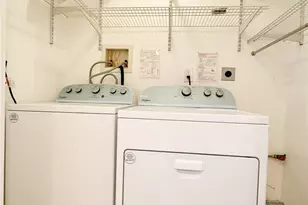 21-05 33rd Ave, Astoria, NY 11106 - Photo 21