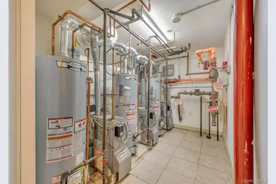 21-05 33rd Avenue, Astoria, NY 11106 - Photo 23