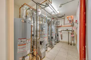 21-05 33rd Ave, Astoria, NY 11106 - Photo 23