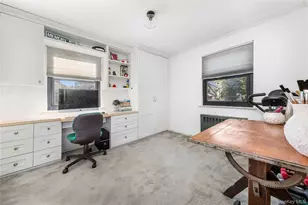 16 Terrace Cir, Great Neck, NY 11021 - Photo 5