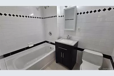 149-06 Northern Boulevard #302, Flushing, NY 11354 - Photo 21