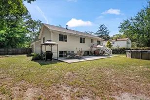 101 Plymouth Ave, Patchogue, NY 11772 - Photo 25