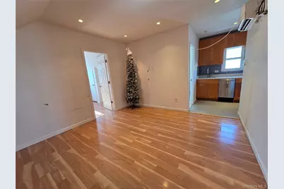 65-19 Dieterle Crescent, Rego Park, NY 11374 - Photo 15