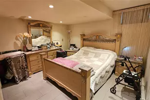 65-19 Dieterle Crescent, Rego Park, NY 11374 - Photo 25