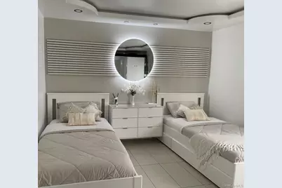 62 Walnut Road, Inwood, NY 11096 - Photo 15