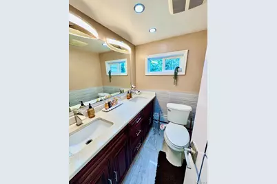 62 Walnut Road, Inwood, NY 11096 - Photo 21