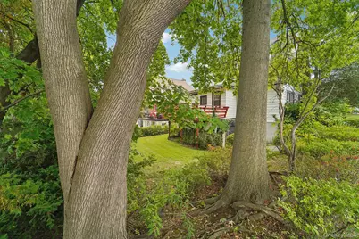 115 Morsemere Avenue, Yonkers, NY 10703 - Photo 41