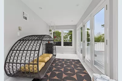 333 Roe Avenue, Patchogue, NY 11772 - Photo 25