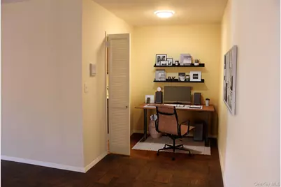 100 E Hartsdale Avenue #6HW, Hartsdale, NY 10530 - Photo 5