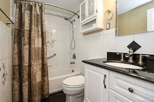 36 Torrey Pine Ln, Medford, NY 11763 - Photo 23