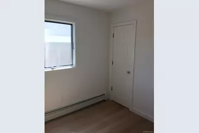 4 Mercury Avenue, Patchogue, NY 11772 - Photo 7